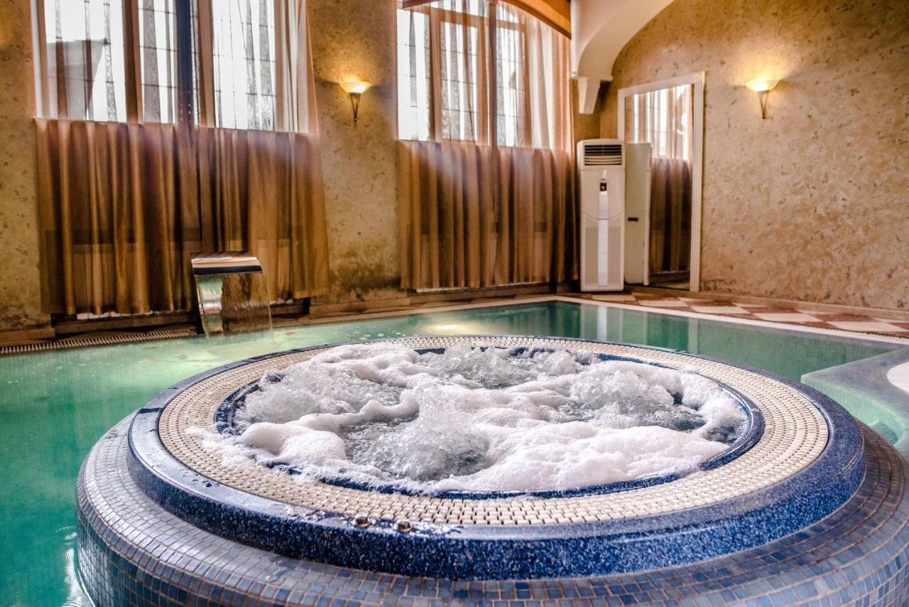 Gorny Ruchej Otel